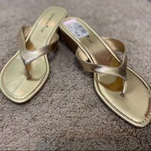 🌸 3 for $15 🌸 Montego Bay Club Gold Sandals